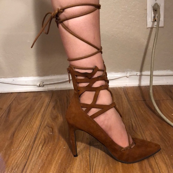 Heels - Picture 2 of 3